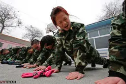 کمپ ترک‌اعتیاد به اینترنت/تصاویر