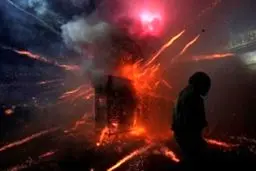 چند سکانس تصویری از چهارشنبه‌سوری به سبک تایوانی‌ها