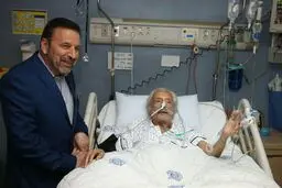تصویری از جمشید مشایخی روی تخت بیمارستان/عکس
