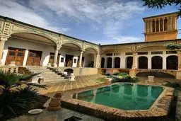 عمارتی دیدنی در قُم / عکس