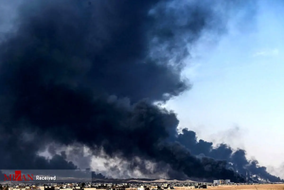 آتش زدن چاه های نفت عراق به دست داعش/تصاویر