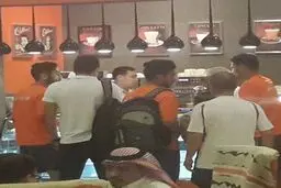 عکس/ عصرانه پرسپولیسی‌ها در رستوران مرحبا!