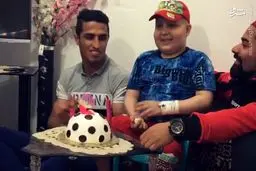 پرسپولیسی‌ها به خاطر این فرد موهایشان را زدند/ عکس