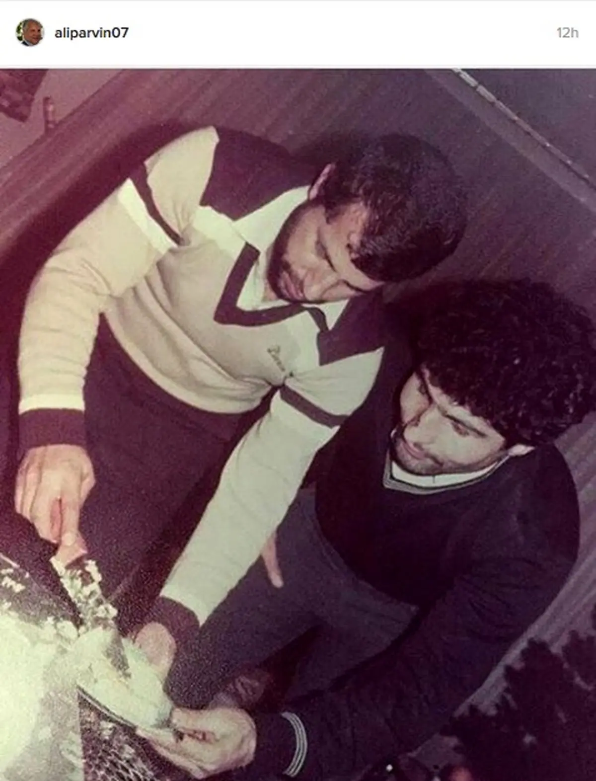 تیپ جالب علی پروین در یک جشن تولد/عکس