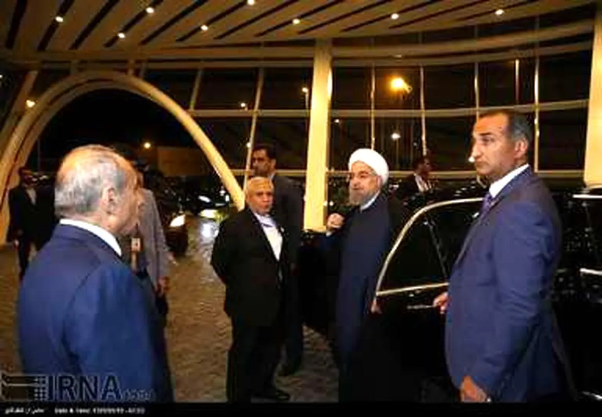 حواشی بازگشت روحانی به تهران/تصاویر