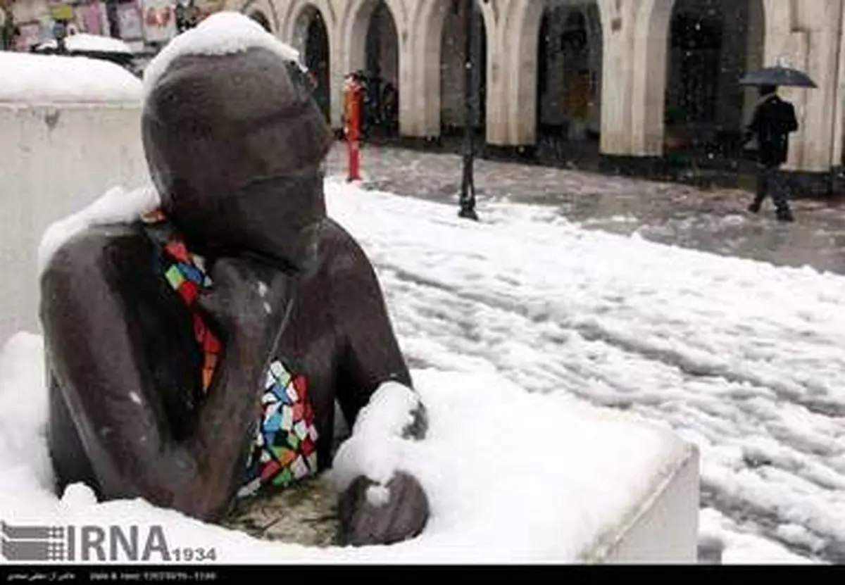 تصاویری زیبا از بارش نخستین برف زمستانی در رشت