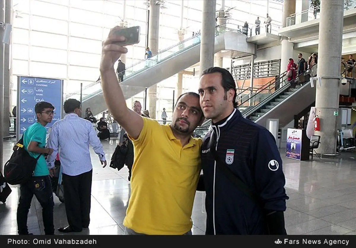 عکس/ سلفی کریمی با هوادار