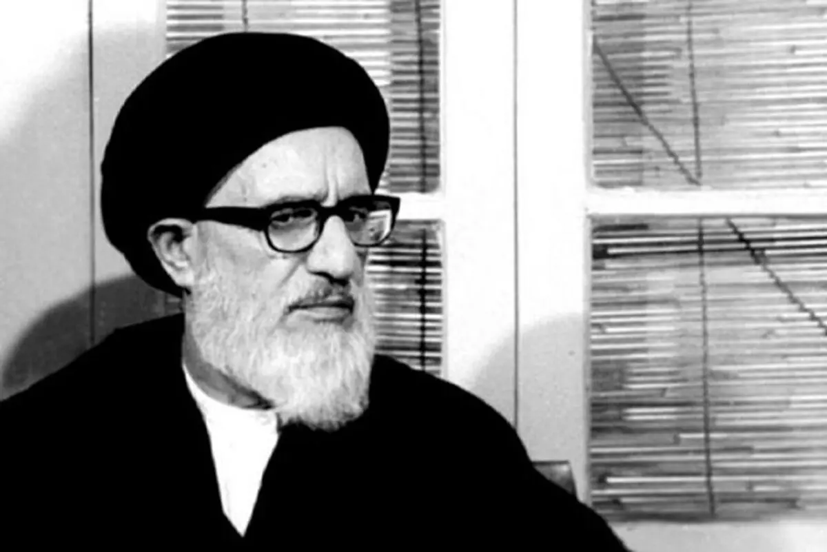 عکس دیده نشده از آیت‌الله طالقانی و همسرش