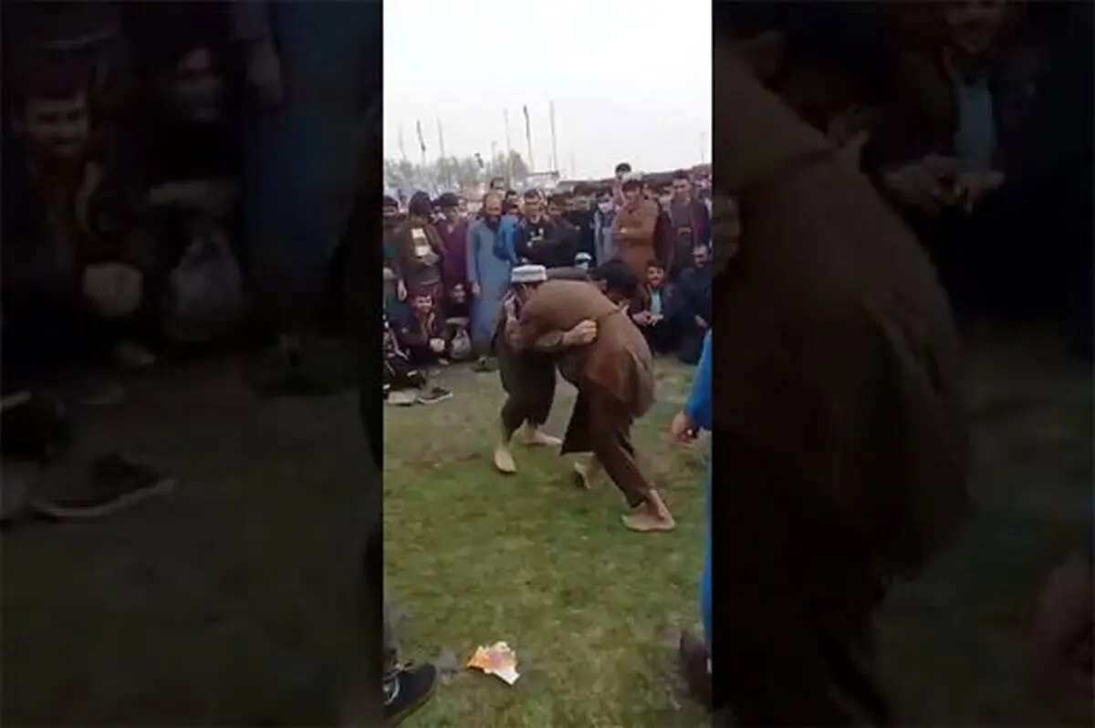 میدان آزادی صحنه کشتی گرفتن مهاجران افغانستانی
