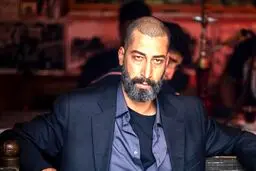 قهقه دیدنی بهرام افشاری وسط خیابان