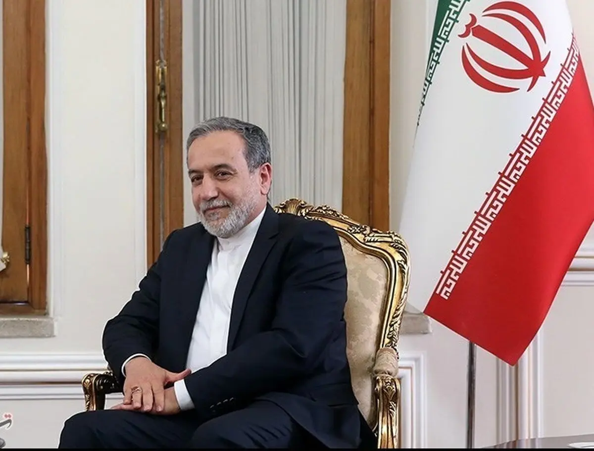 وزیر خارجه در لباس خادمی امام هشتم(ع) چه دعایی کرد؟