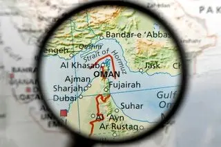 ایران و عمان به اختلاف خوردند