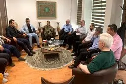  دیدار عمومی احمدی‌نژاد با دوستان و همکارانش + تصاویر 