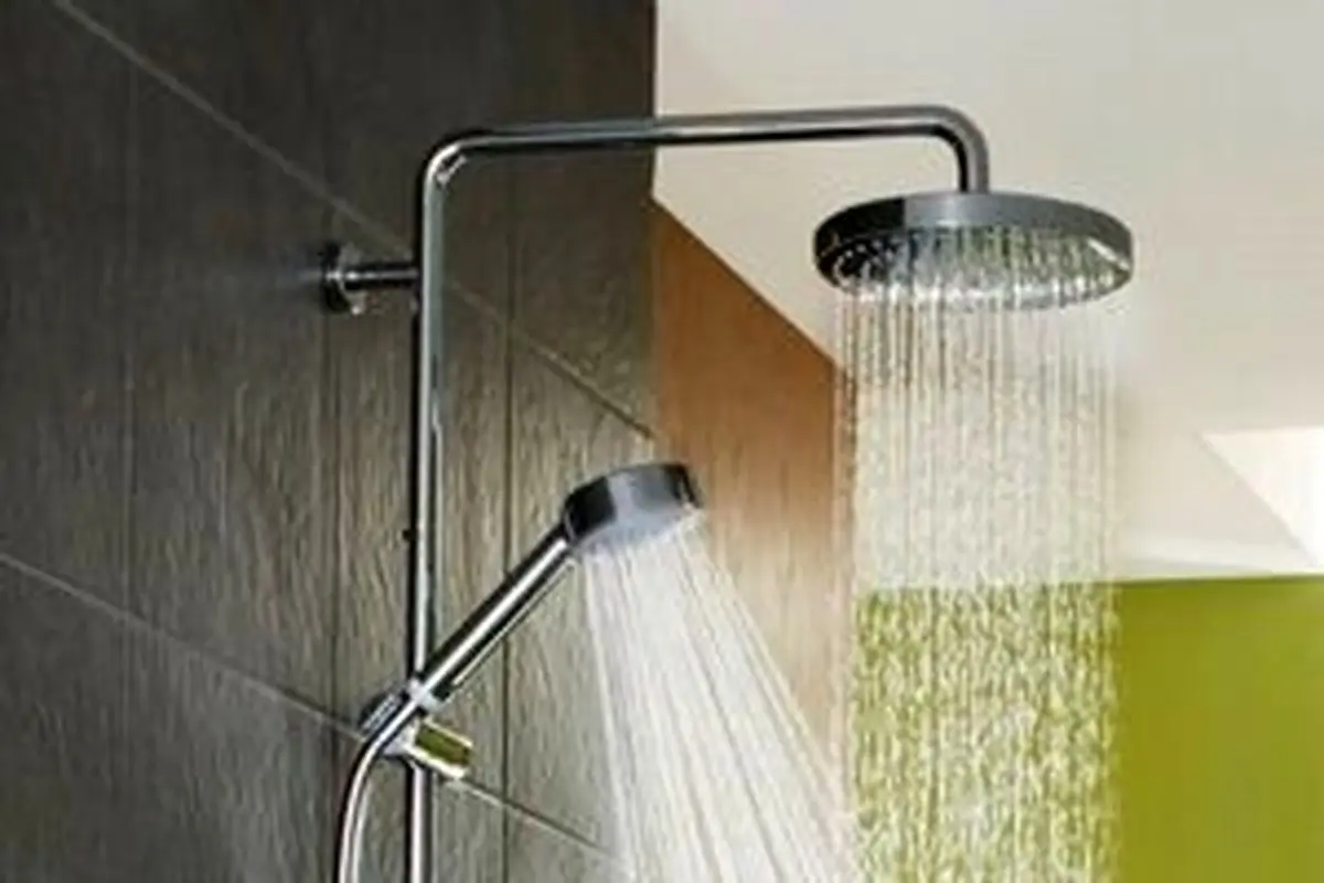 دوش آب گرم بهتر است یا سرد؟