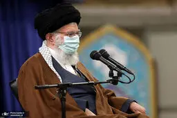 رهبرانقلاب:این که بگویند چرا با امریکا مخالفید، سطحی نگری است