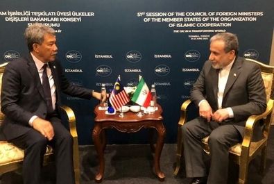 دیدار عراقچی با وزیر خارجه مالزی