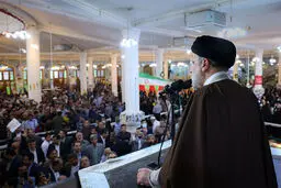 سوال جنجالی خبرنگار صدا و سیما از یک دختر در مراسم ورود رئیسی