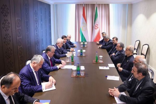 جزئیات دیدار پزشکیان و رئیس‌جمهور تاجیکستان