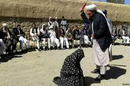 بازگشت وحشت طالبان/ قوانین عجیب طالب ها در مورد زنان/ بدون ریش به خیابان نیایید!

