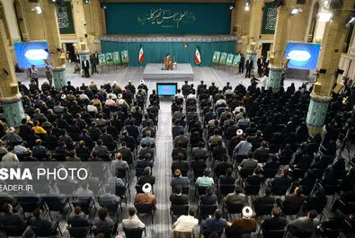 رهبر انقلاب نخبگان