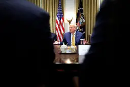 نقشه ترامپ برای دموکرات ها مثل درگیری با ایران