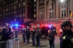 پلیس لس‌آنجلس با تمام قوا خود را برای سرکوب دانشجویان آماده کرد