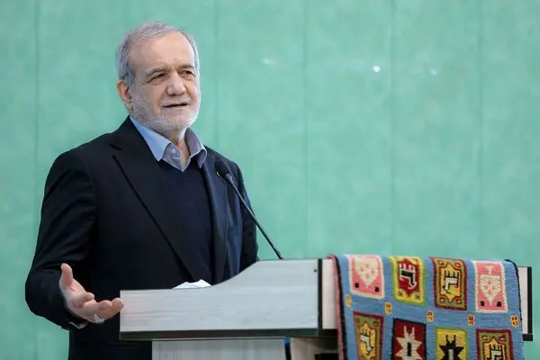 پزشکیان : مصمم هستیم چرخ تولید از کار نیافتد