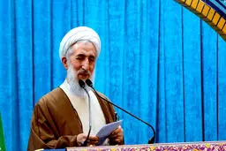 امام جمعه موقت تهران: باید وزرا و اعضای کابینه از بن دندان به نظام اعتقاد داشته باشند