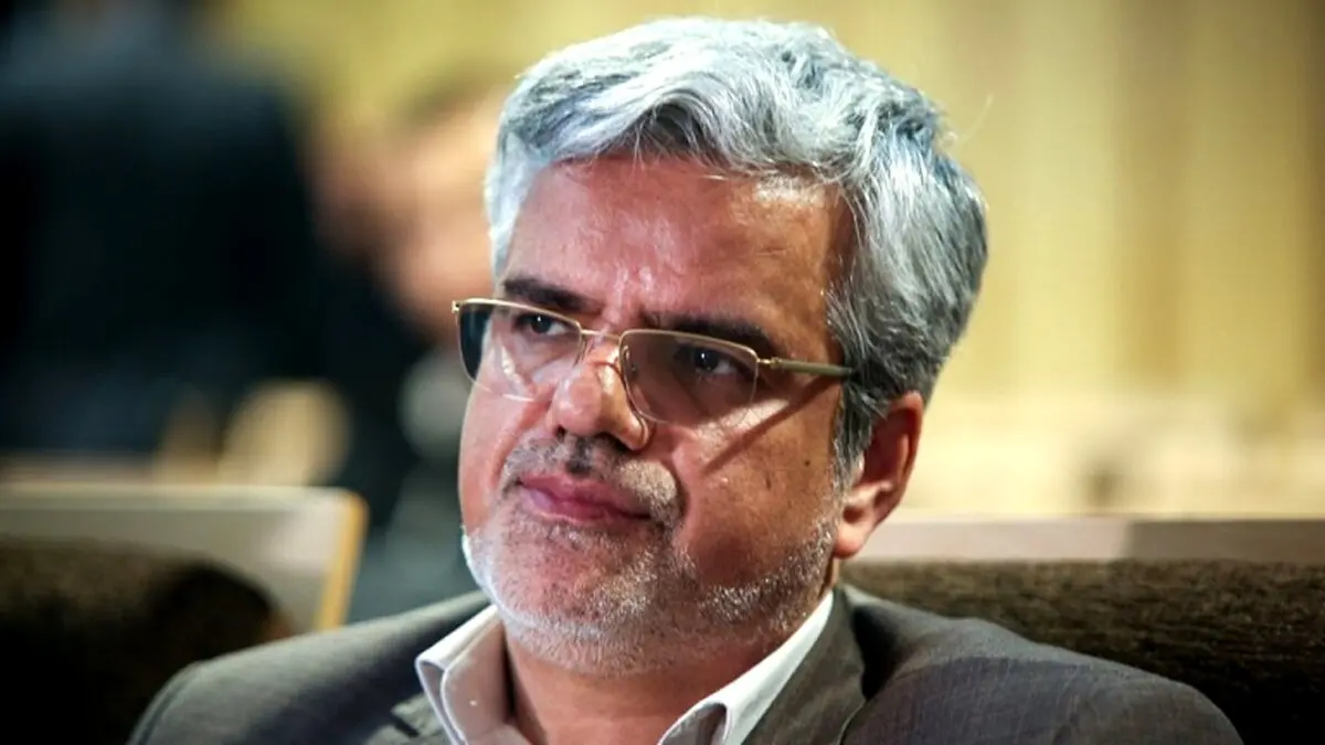 حضور محمود صادقی در ستاد انتخابات کشور