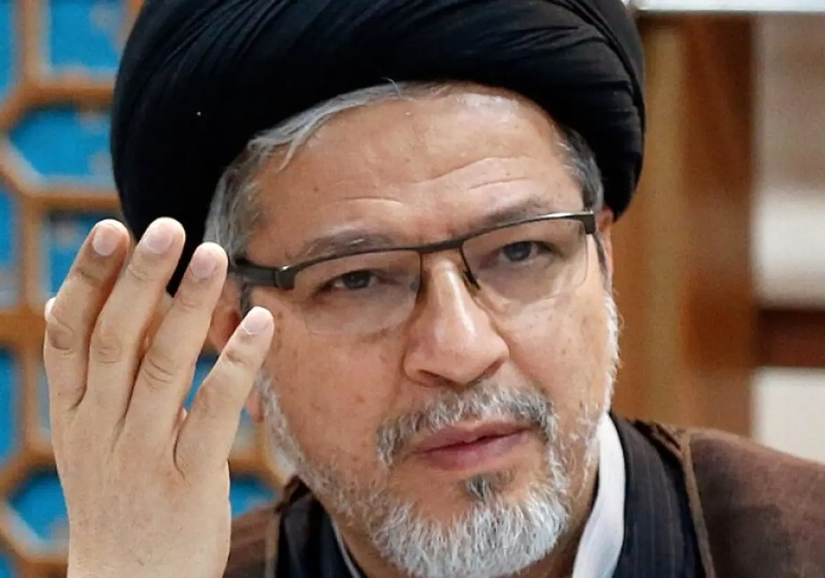 تلاش می‌کنند فضای دینداری را با مغالطه «دین اجباری و حجاب اجباری»تیره و تار کنند