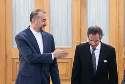 تصاویر دیدار گروسی با امیرعبداللهیان