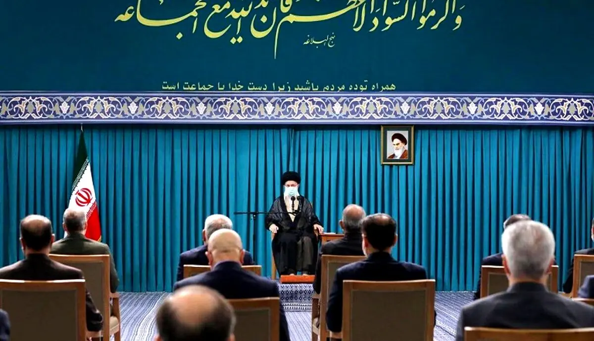 رهبر انقلاب: زنده کردن اعتماد مردم، سفرهای استانی و سرعت عمل در حوادث از توفیقات دولت است
