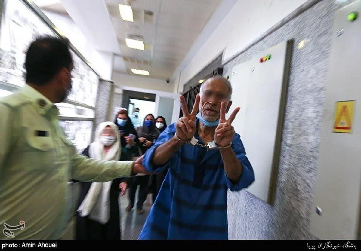 جزئیات خروج پدر بابک خرمدین از زندان