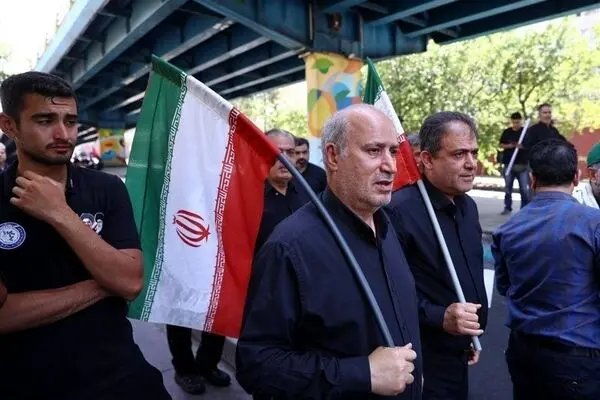 مهدی تاج : امام، زنده و بر سر سفره ذات کبریایی خدا متنعم است