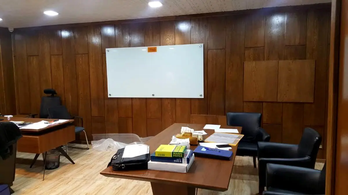 تخته بردهای شیشه ای
