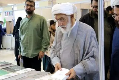 پورمحمدی نمایشگاه کتاب