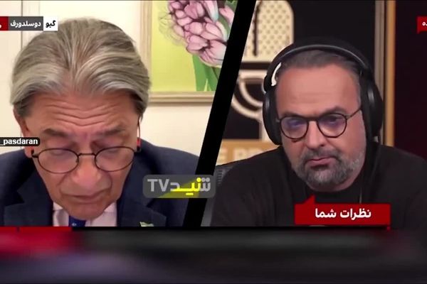 لحظه آبروریزی نشئه گی و چرت کارشناس اینترنشنال در پخش زنده