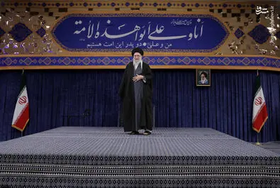 رهبر انقلاب