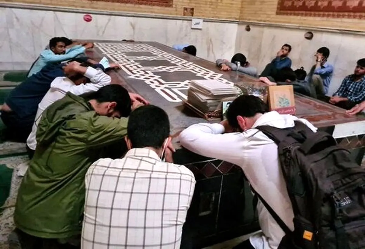 کنایه بیگدلی به دانشجویان ارزشی شریف: تذکری به خدا ندارید؟