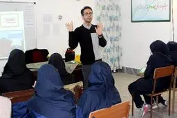 ممنوعیت تدریس دبیران مرد در تمام دبیرستان‌های دخترانه!