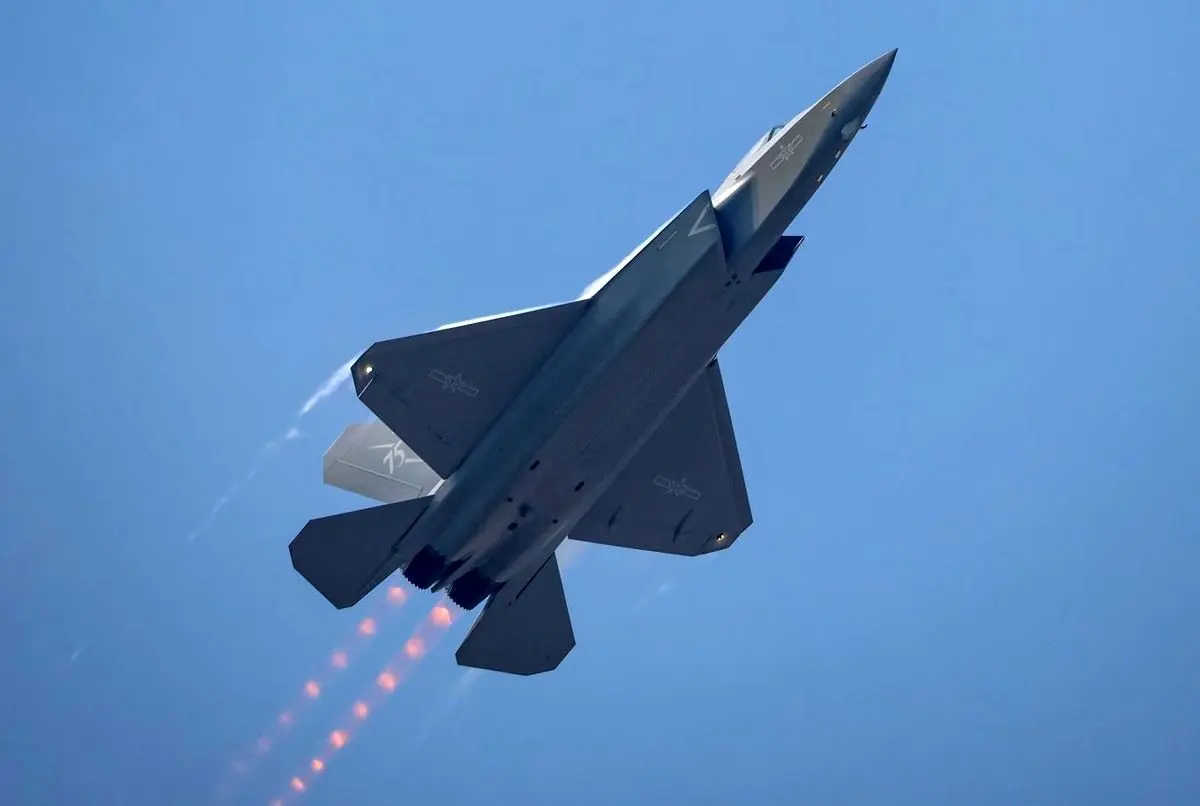 چین غول جنگنده‌اش را رونمایی کرد؛ رقیب سرسخت F-35 آمریکا!