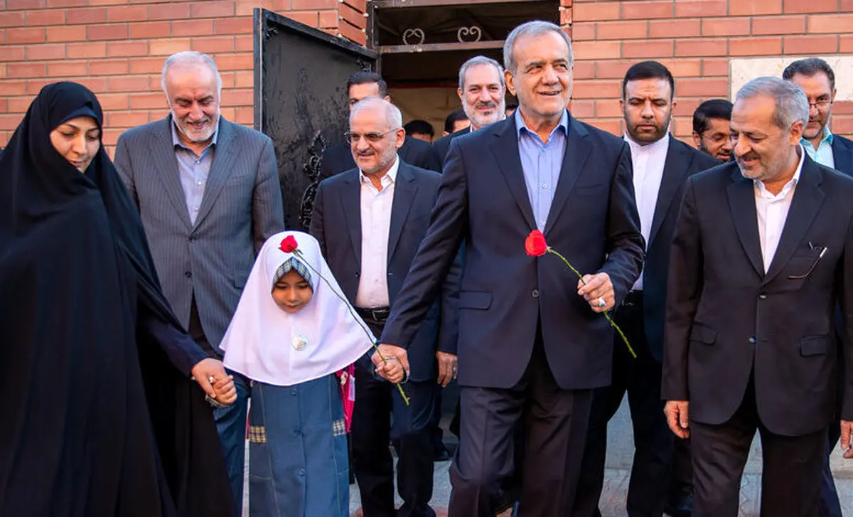 توصیه رئیس جمهور به دانش آموزان