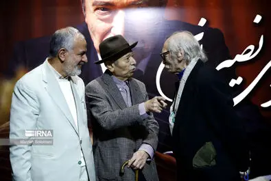 علی نصیریان