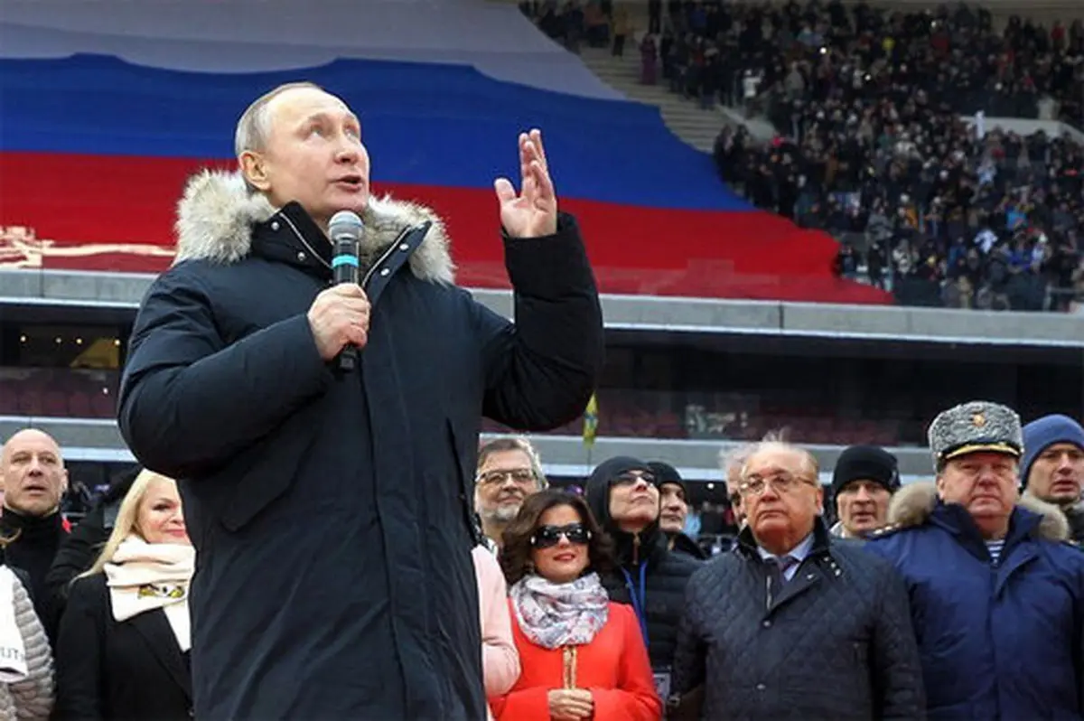 ببینید|جشن بزرگ پوتین در ورزشگاه لوژنیکی مسکو 