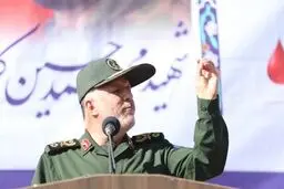 نخست وزیر سابق اسرائیل را ‌قلاده به گردن به ایران خواهیم آورد