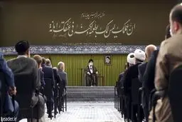 حدیث نصب شده در محل سخنرانی رهبری در دیدار با نمایندگان