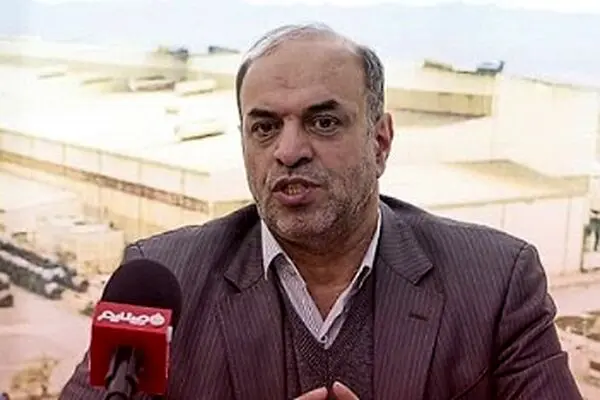 دولت در موضوع بنزین نظرسنجی عمومی برگزار کند