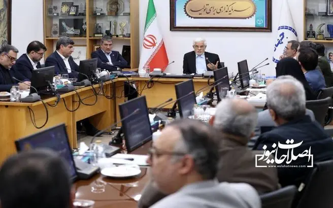 عارف : ۱۶ آذر روز دانشجو باید همیشه زنده باشد