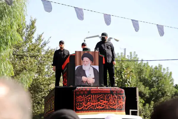 خاکسپاری آیت‌الله العظمی شبیری زنجانی در قم