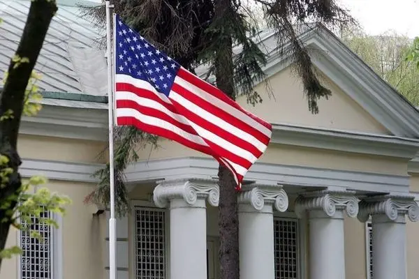 تیراندازی خونبار در نزدیکی کاخ سفید + تصویر مجروحان